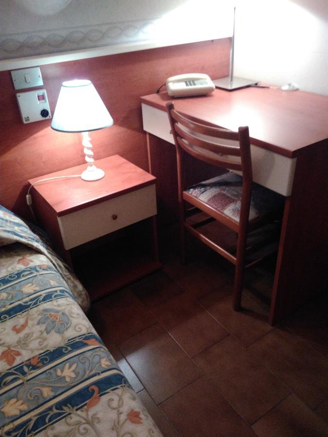 Hotel Elena Werona Zewnętrze zdjęcie